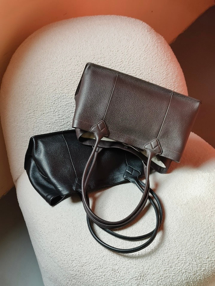 The Ultimate Guide to Durable Handbags: How to Spot Quality on a Budget