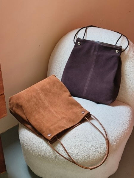 5 Handbag Colors That Go with Everything (No Matter Your Wardrobe!)